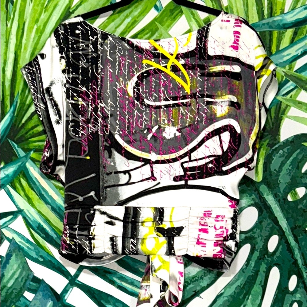 Abstract Graphic Top with Tie Detail